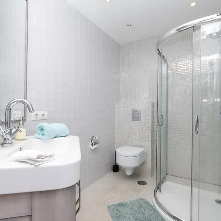 公寓 Elviria Del Sol Ground Floor *